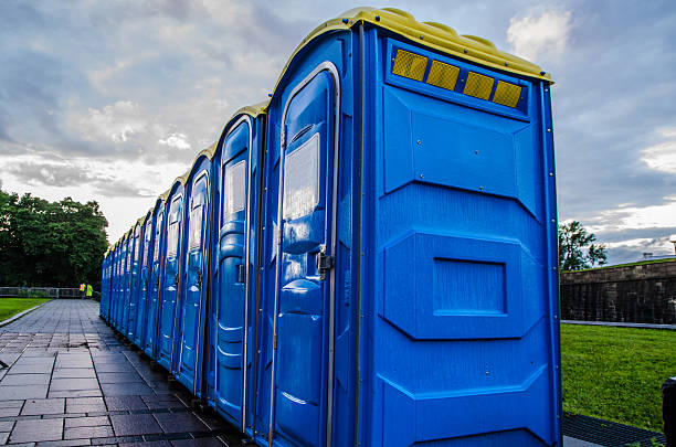 Best Portable restroom solutions  in Bee Ridge, FL